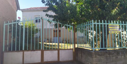 VIVIENDA EN EL VALLE DE LAS CASAS