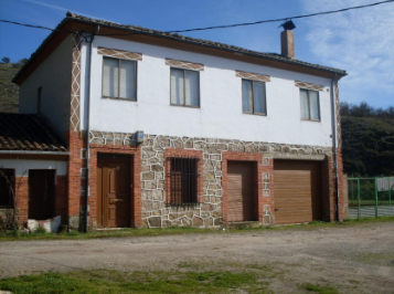 Vivienda con parcela en Sabero (León)