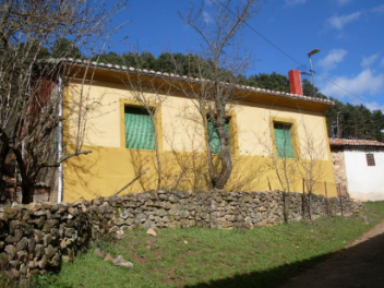 Vivienda para reformar en Modino (Leon)