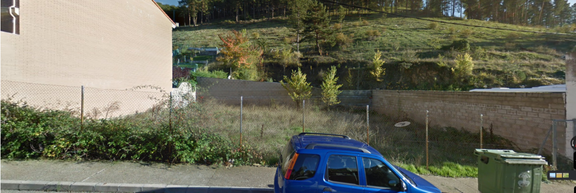 SOLAR  DE 400 M2 EN EL PARQUE INFANTIL DE CISTIERNA