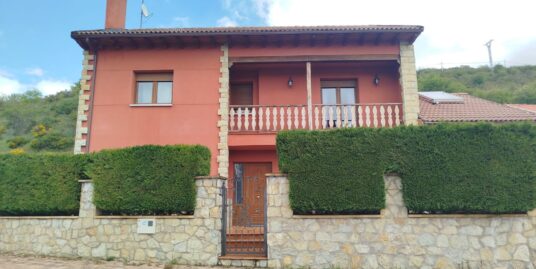 Espectacular Chalet en Riaño (León)