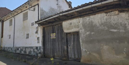 Casa en la Vega de Almanza