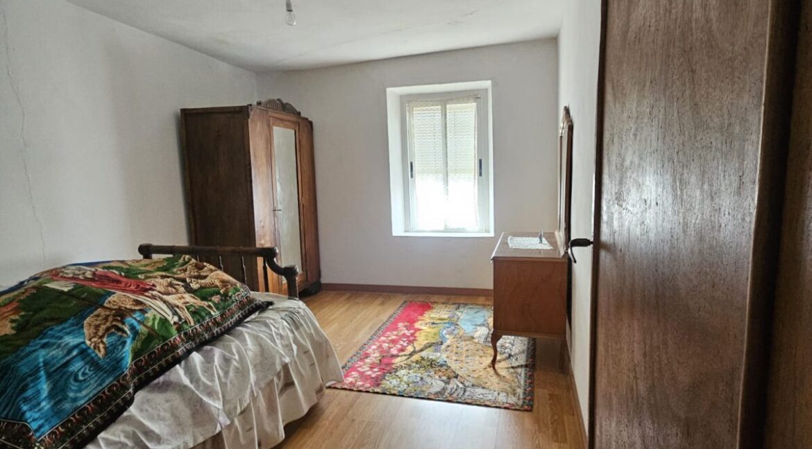 WhatsApp Image 2025-11-24 at 14.55.06 (2)