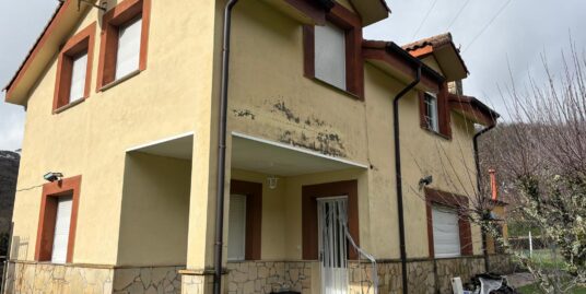 Casa de pueblo en Verdiago